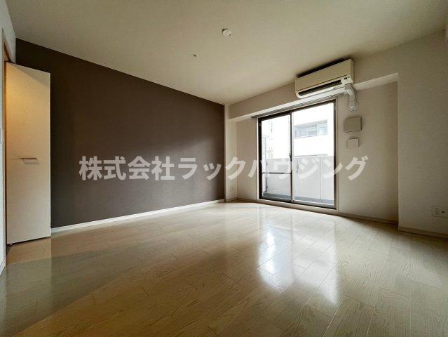 居室・リビング　同仕様写真となります。