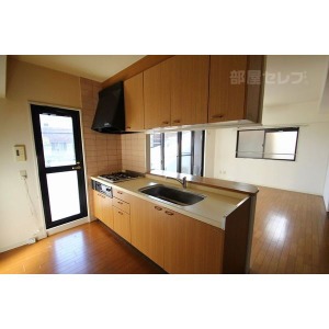 キッチン　室内イメージです。