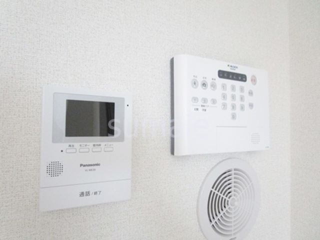 セキュリティ　モニター付きインターホンです☆彡