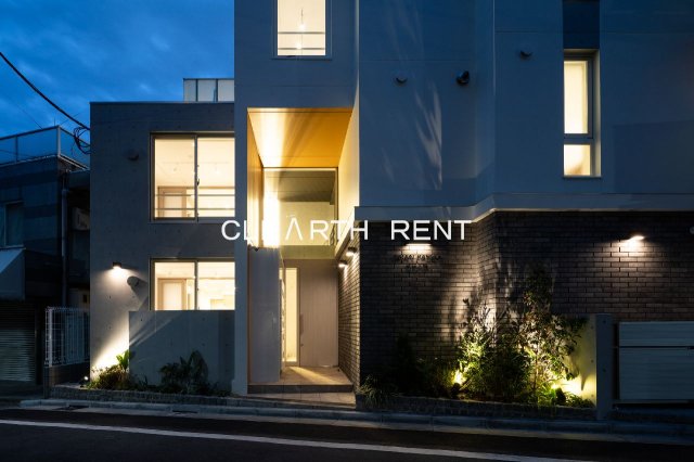 エントランス　明るいエントランス