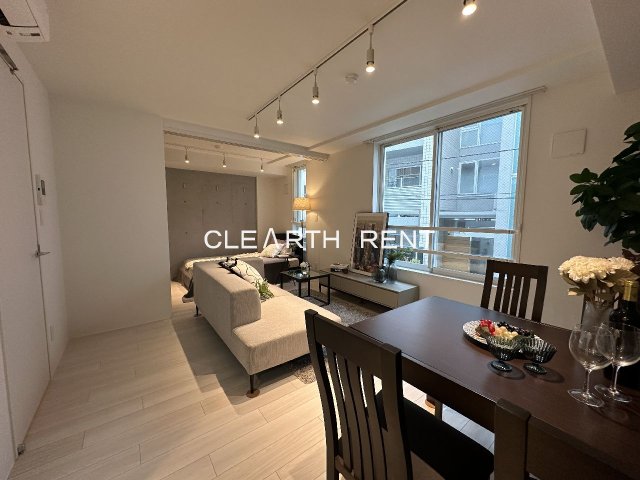 居室・リビング　同タイプモデルルーム写真