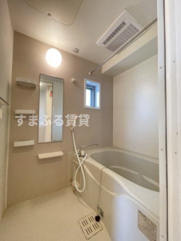 バス・シャワールーム　同仕様　同施工会社　風呂