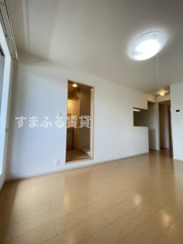 居室・リビング　同仕様　同施工会社　リビング