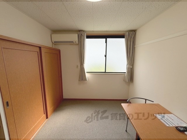 居室・リビング　洋室