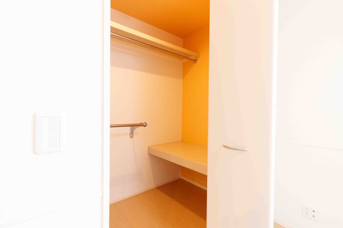 収納　ウォークインクローゼット