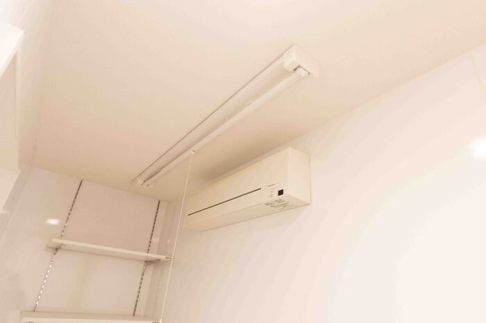 その他設備　室内物干しファン