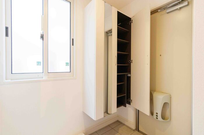 玄関　シューズボックス（トールタイプ）