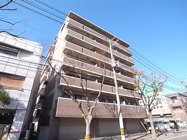 建物外観　オートロック、エレベーター、宅配ボックス完備☆