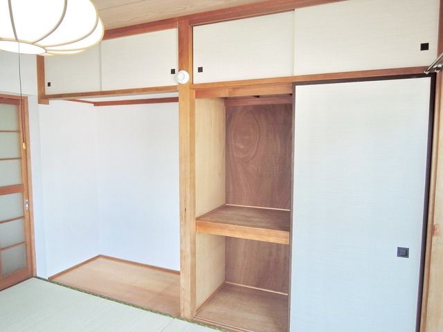 収納　★収納1間・床の間1帖・天袋2か所★