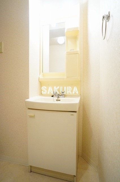 洗面設備　忙しい朝には欠かせない洗面所です♪