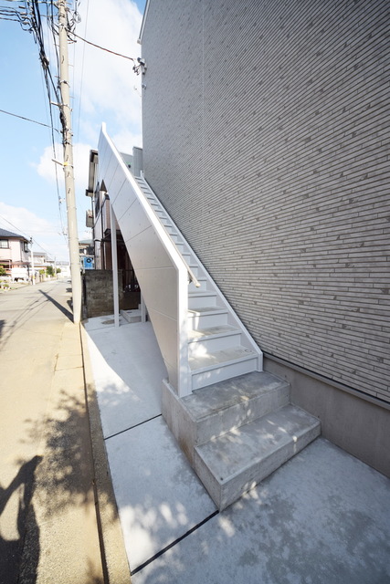 その他共有部分　～２階へはこちらです～