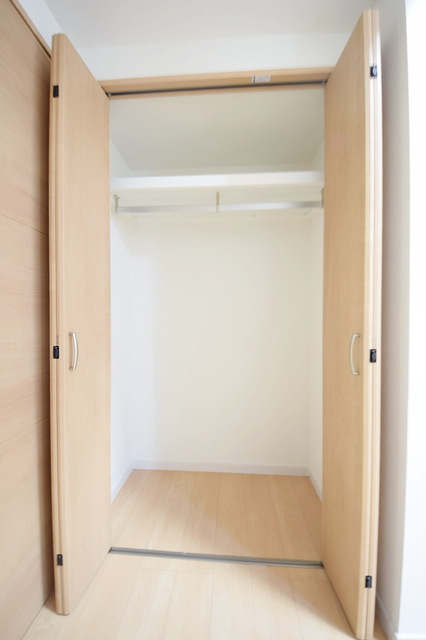 収納　～たっぷり収納スペース～