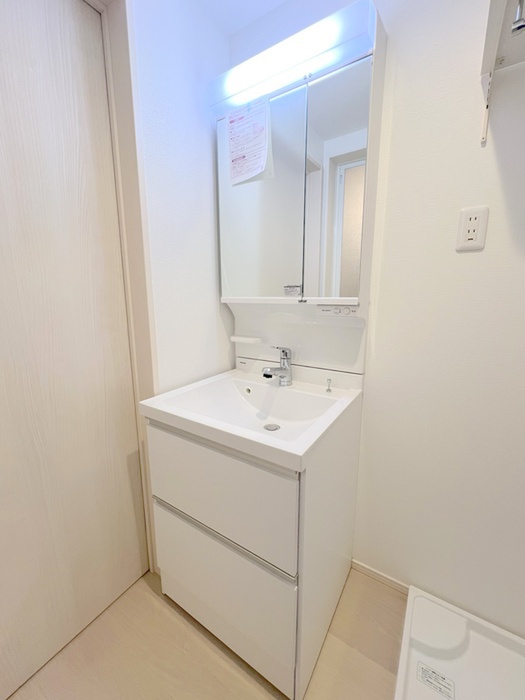 建物外観　建築中