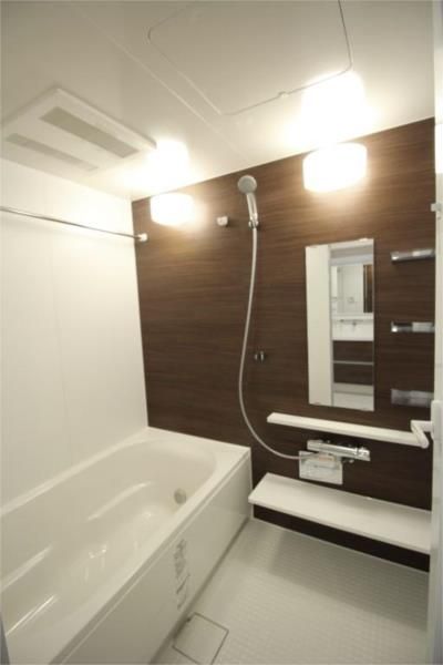 バス・シャワールーム　別部屋参考写真