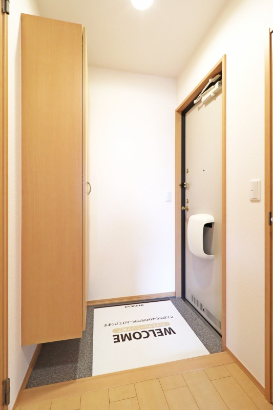 玄関　図面と現状に相違がある場合には現状を優先