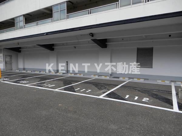 駐車場　カースペースがあります