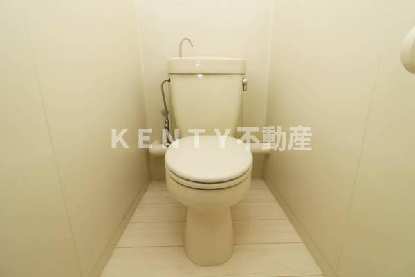 トイレ　ゆったりとした空間のトイレです