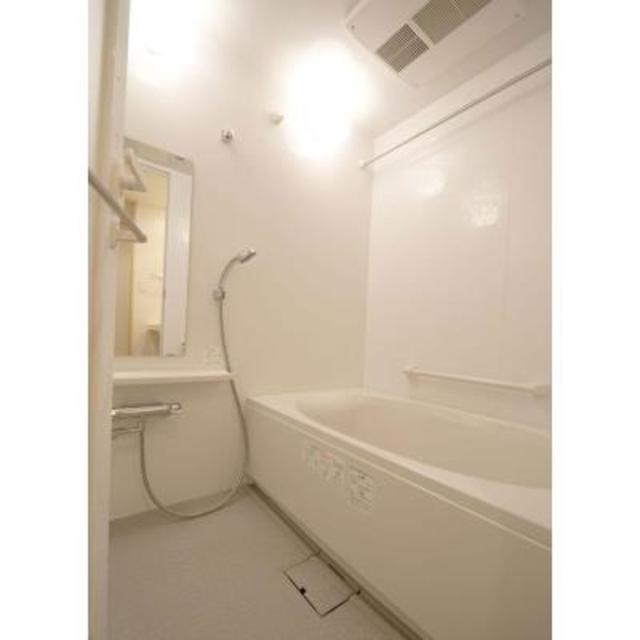 バス・シャワールーム　※写真は同タイプ住戸です。