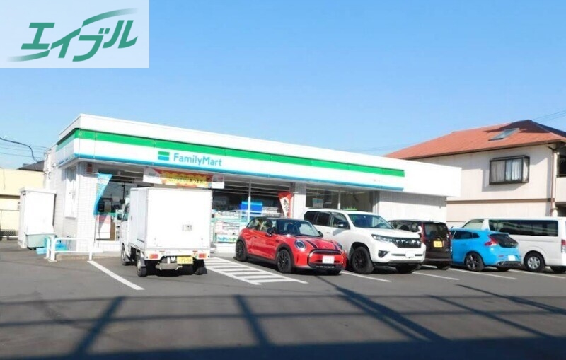 コンビニ　ファミリーマートバイパス青江店（コンビニ）まで372m