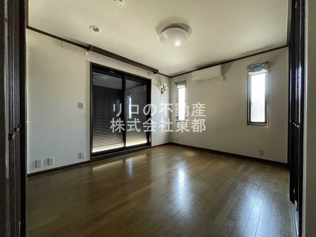 その他部屋・スペース　２面採光なので、明るく風通しのよい過ごしやすいお部屋です♪