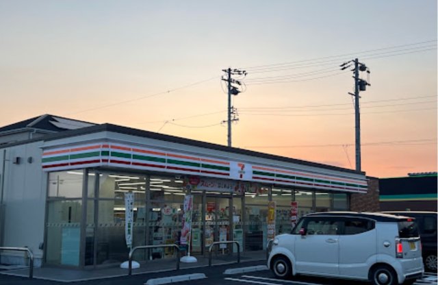 コンビニ　セブン－イレブン　菊川下平川店（コンビニ）まで600m
