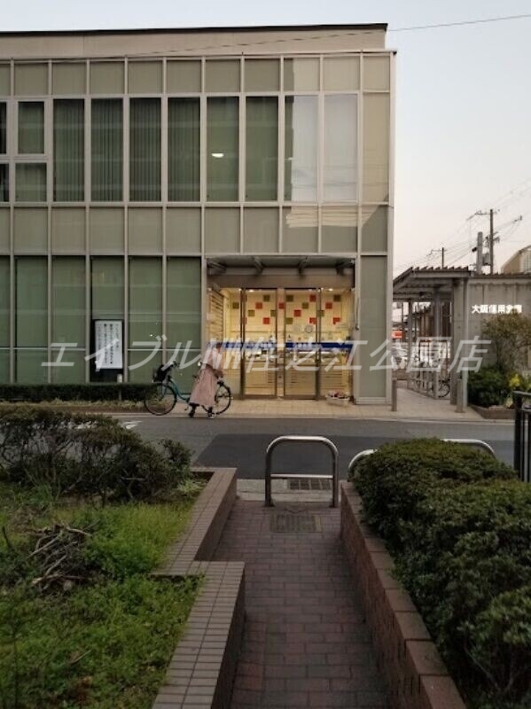 銀行　大阪信用金庫石津支店（銀行）まで1518m
