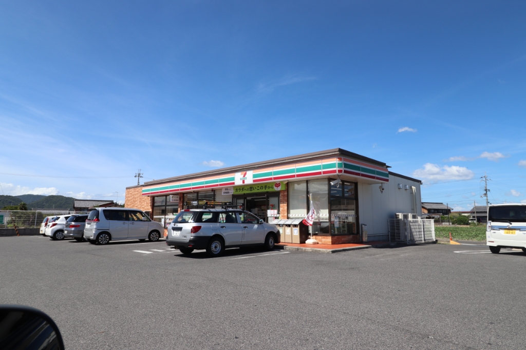 コンビニ　セブンイレブン　鷹飼町店（コンビニ）まで509m