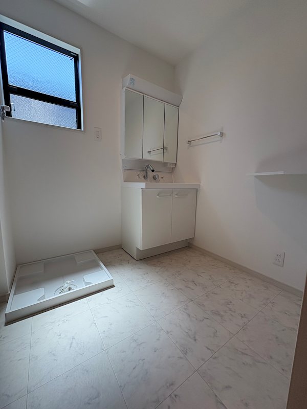 建物外観　※建築中の写真となります。