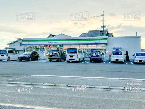 コンビニ　ファミリーマート 鳥栖藤木町店（コンビニ）まで1148m