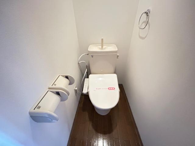 トイレ　シャワー付トイレ