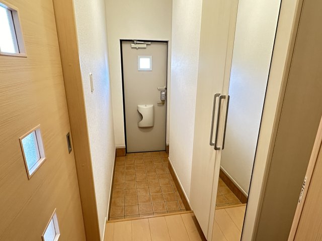 玄関　シューズボックス