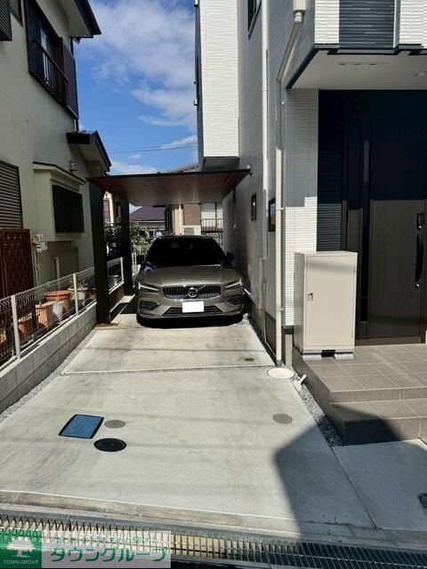 駐車場　駐車場