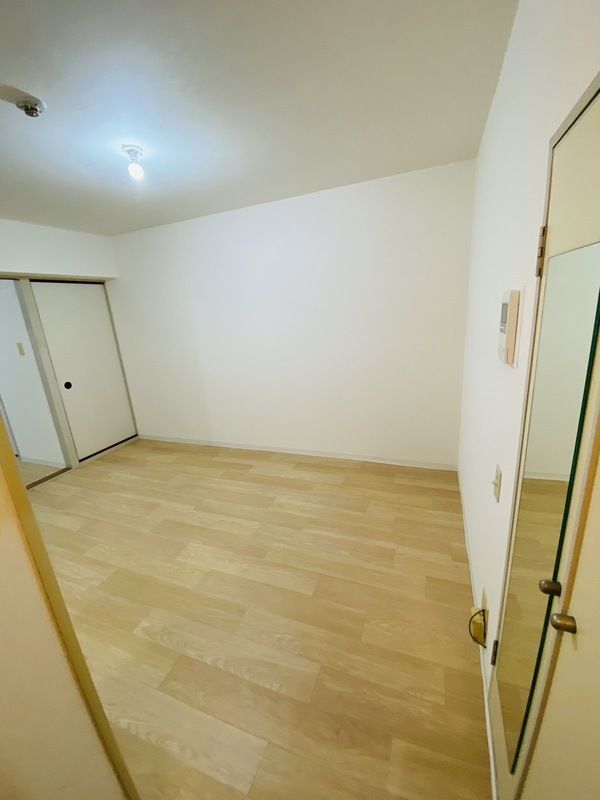 その他部屋・スペース　落ち着いて過ごせるお部屋なので、寝室にいかがでしょうか