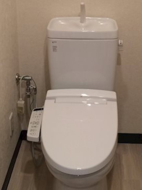 トイレ　シャワートイレ