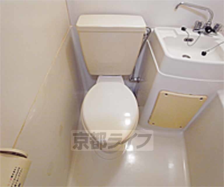 トイレ　きれいなトイレです