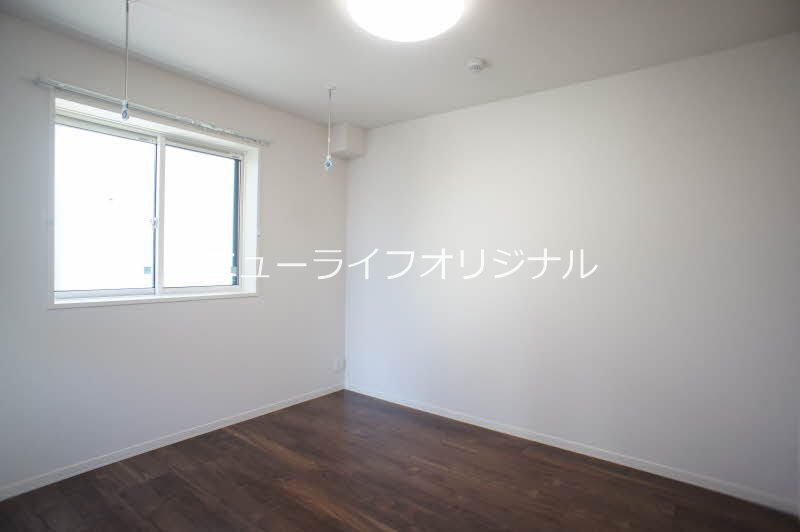 その他部屋・スペース　照明付きの洋室です！