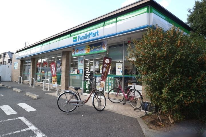 コンビニ　セブンイレブン江戸川上篠崎3丁目店（コンビニ）まで270m