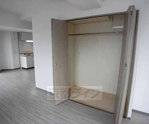 収納　クローゼットもたっぷり収納可能です