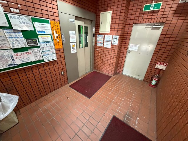 ロビー