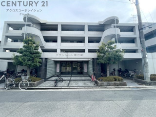 建物外観　オートロック付きで外部からの出入りが無く安心です