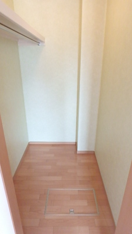 収納　図面と現状に相違がある場合には現状を優先