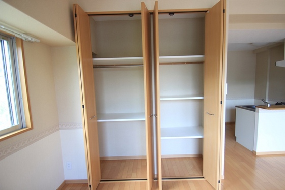 収納　※別部屋の写真です