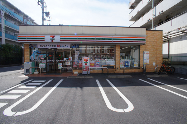 コンビニ　セブンイレブン 大田区矢口2丁目店（コンビニ）まで496m