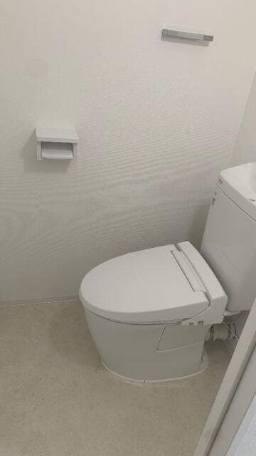 トイレ　温水洗浄便座機能です