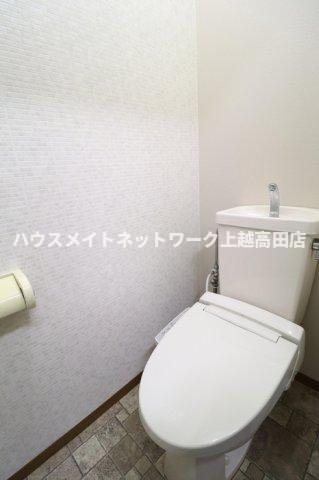 トイレ　温水洗浄便座