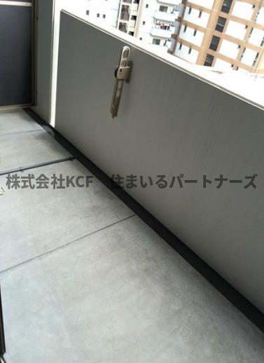 バルコニー　陽当たり良好なバルコニーです