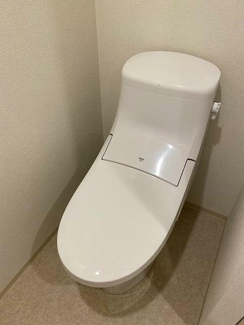 トイレ　?