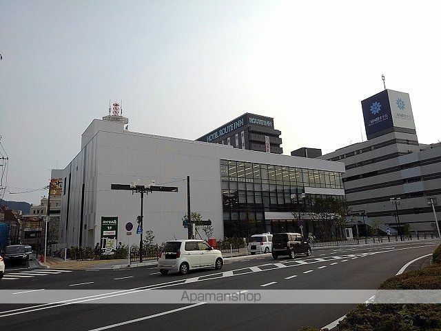 その他　三原市立中央図書館（その他）まで370m