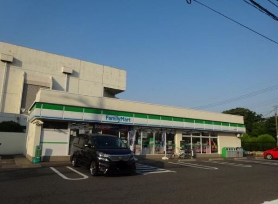 コンビニ　ファミリーマート浦和駒場店（コンビニ）まで145m