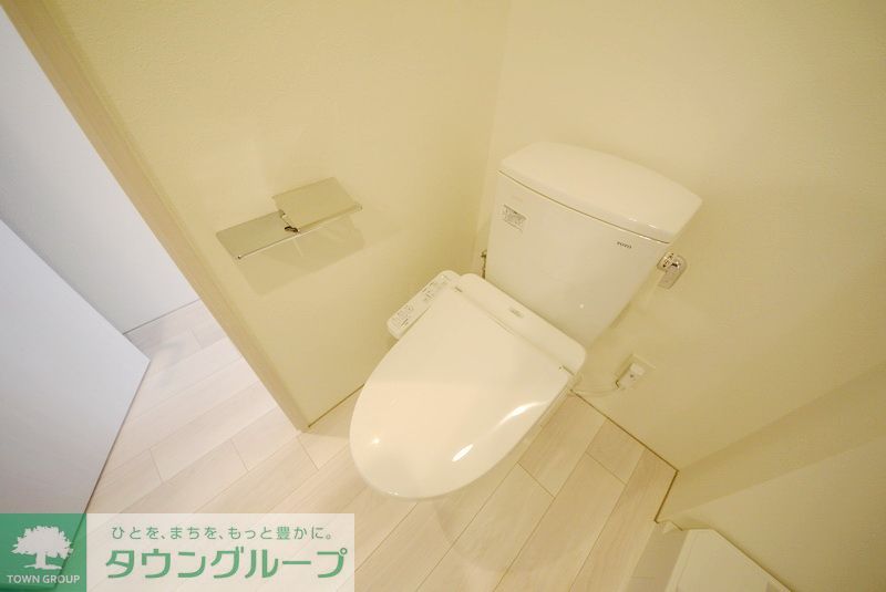 トイレ　★お部屋探しはタウンハウジング千歳烏山店へ★